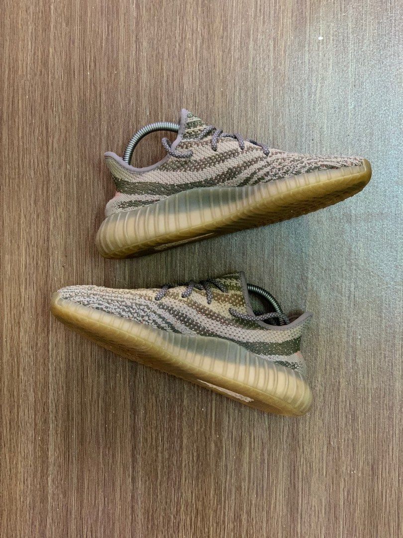 ORIGINAL ADIDAS YEEZY BOOST 350 V2 BELUGA 1.0 Non Relective 7.5uk 26cm Men s Fashion Footwear Sneakers on Carousell