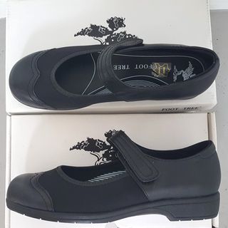 Affordable foottree foot tree shoes For Sale Flats Carousell Singapore
