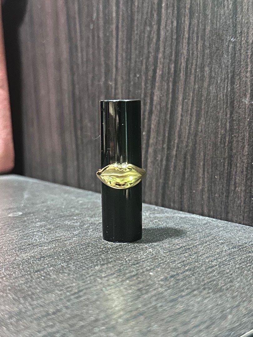 Pat McGrath Labs Mini Lipstick in Omi (Category: Makeup) located in Quezon City. Submitted by ianatee (Listing ID 1321460690, Image 1). Description: MINI lipstick Used once only Rfs: not into bullet lipstick anymore.