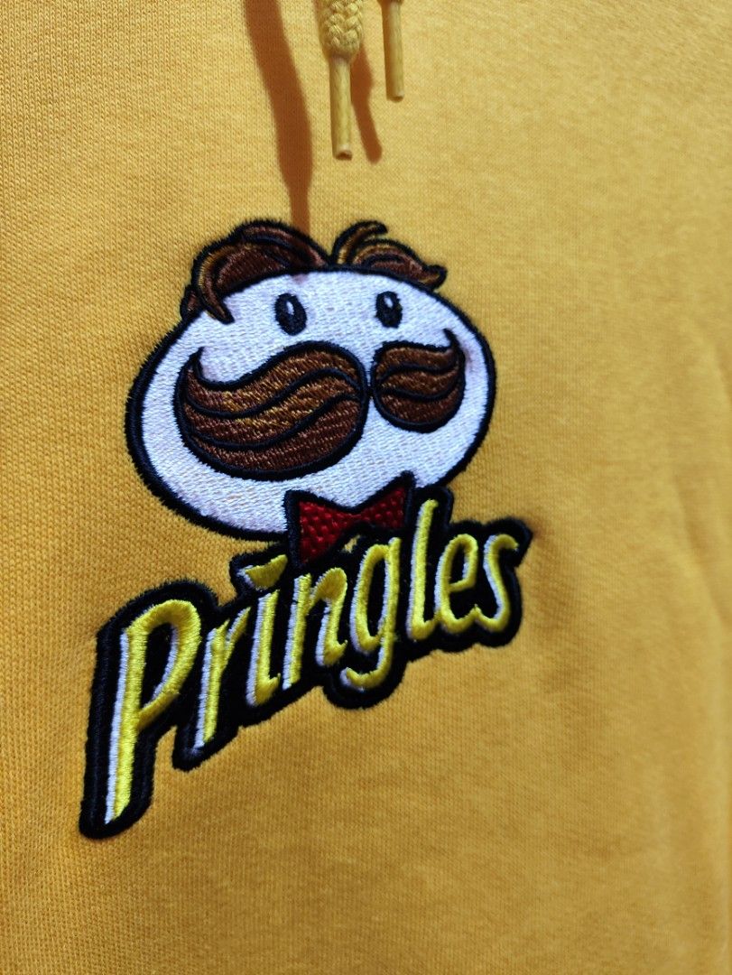 Pringles X H M Collab Yellow Hoodie With Embroidered Logo Small Fesyen Pria Pakaian Atasan di Carousell