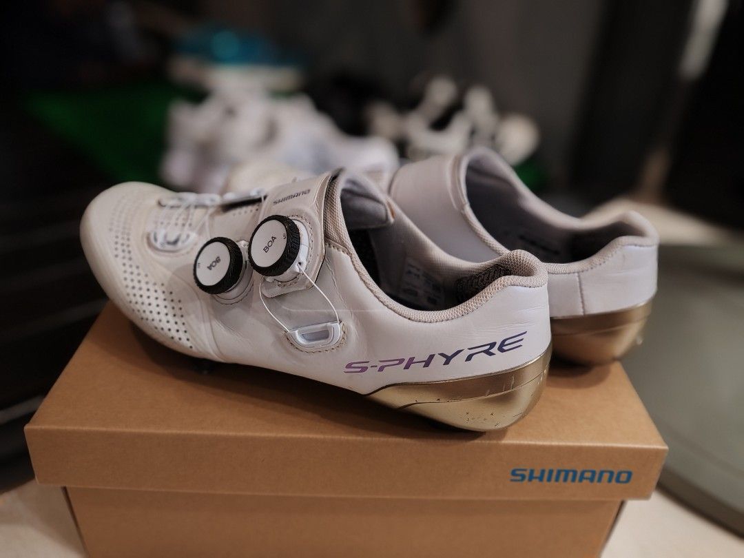 Shimano RC902 S-Phyre Size 41.5, Sports Equipment, Bicycles 
