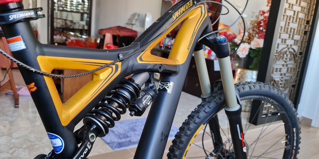 Specialized Enduro Expert Evo 2011 matt black gold Sports Equipment Bicycles Parts Bicycles on Carousell