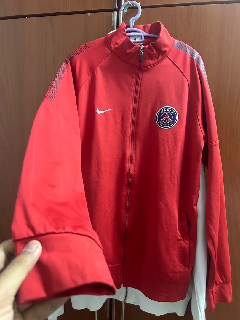 Tracktop Nike PSG Men s Fashion Activewear on Carousell