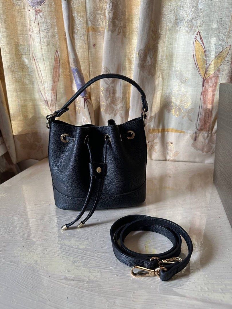 Vincci bucket bag 2025