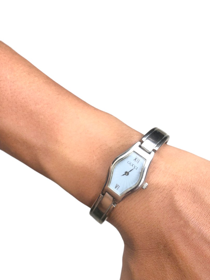 Gucci 90001 watch online
