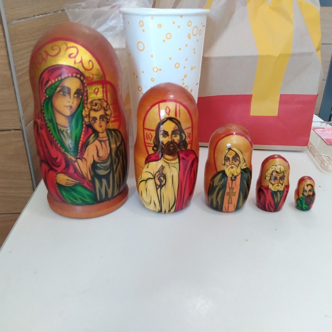 Vintage nesting russian doll (Category: Vintage Collectibles) located in Manila. Submitted by purediamond888 (Listing ID 1321456571, Image 2). Description: vintage nesting russian doll beautiful and elegant very unique and rare hard to find.