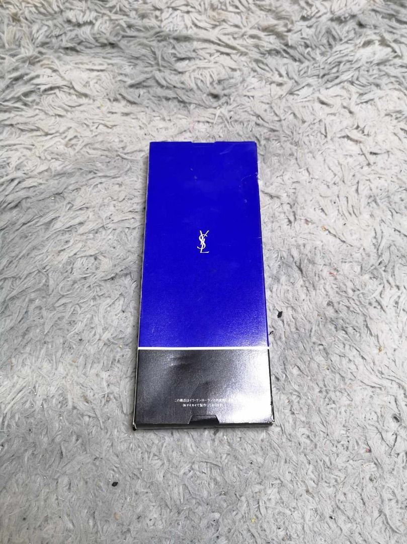 Yves Saint Laurent Chaussettes Socks Men s Fashion Watches Accessories Socks on Carousell