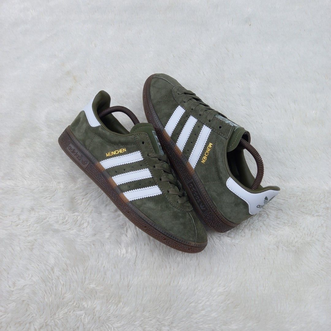 ADIDAS MUNCHEN FOCUS OLIVE GUM, Fesyen Pria, Sepatu Sneakers di