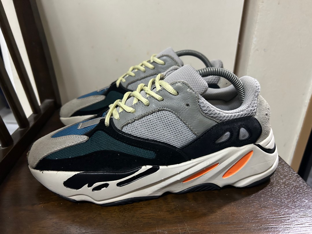 Yeezy 700 boots 2025