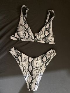 (Category: ) located in . Submitted by piiiang (Listing ID 1321504603, Image 1). Description: .