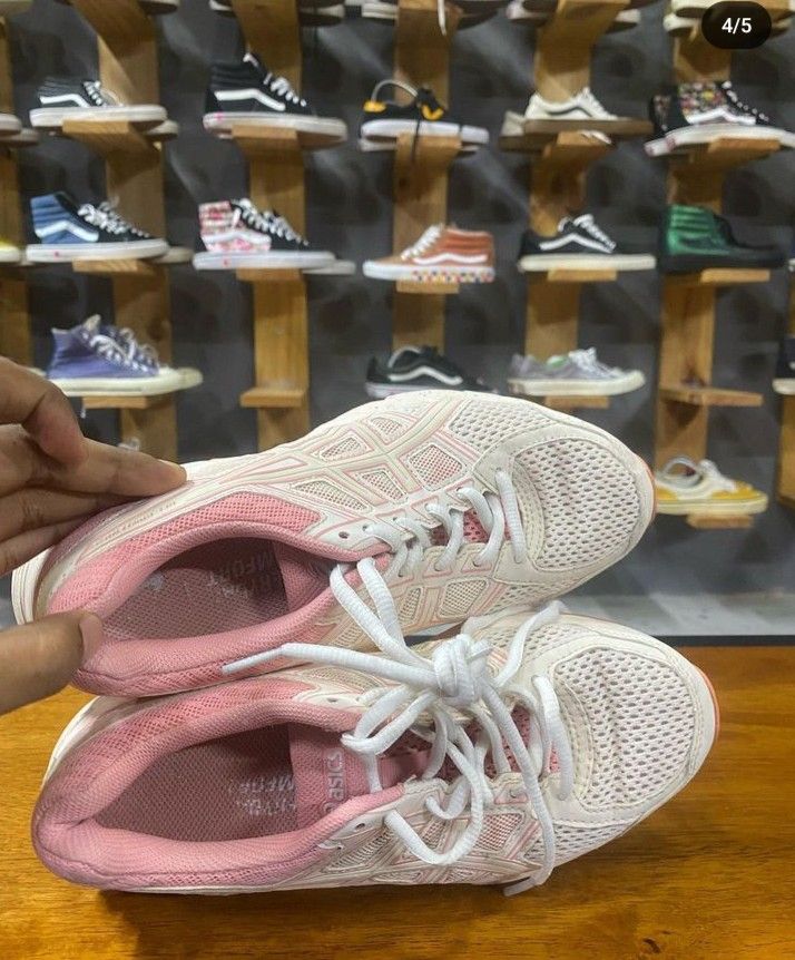 Asics gel contend 4 shoes hotsell