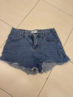 (Category: ) located in . Submitted by Winsfavourite (Listing ID 1321570798, Image 1). Description: .