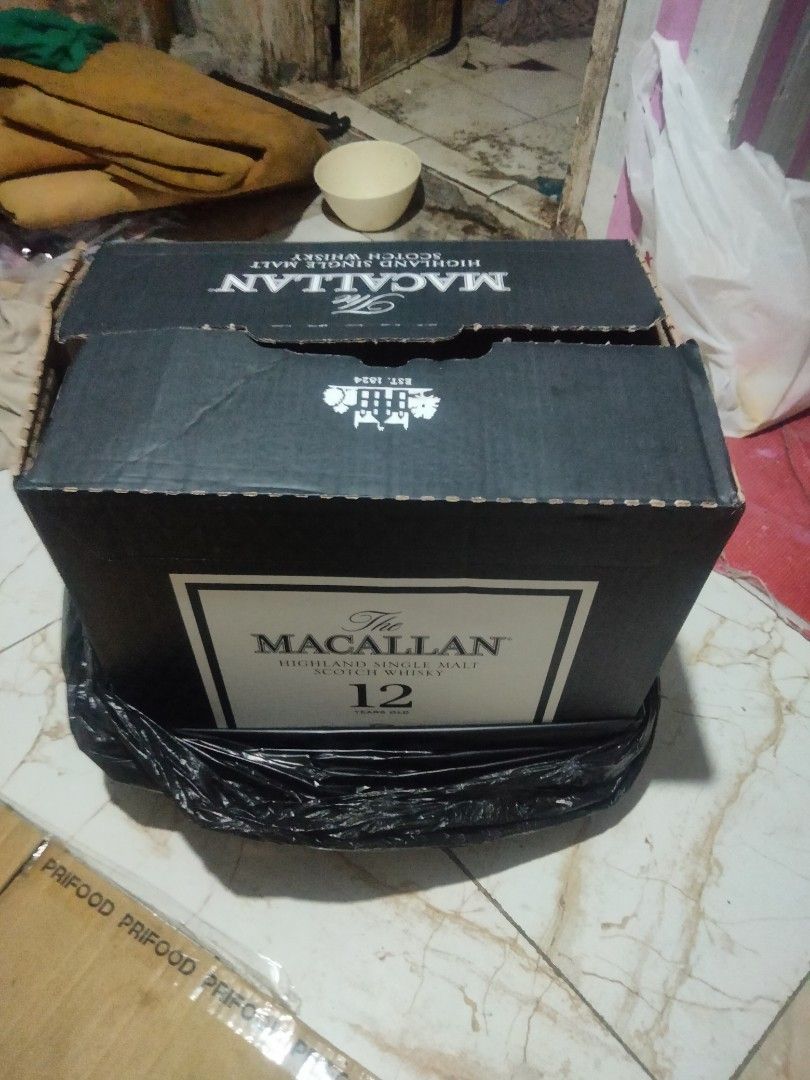 box macallan 12 (Category: Looking For) located in Makati City. Submitted by elvis009 (Listing ID 1321482684, Image 1). Description: baka meron kayo nito bilin ko nalang.