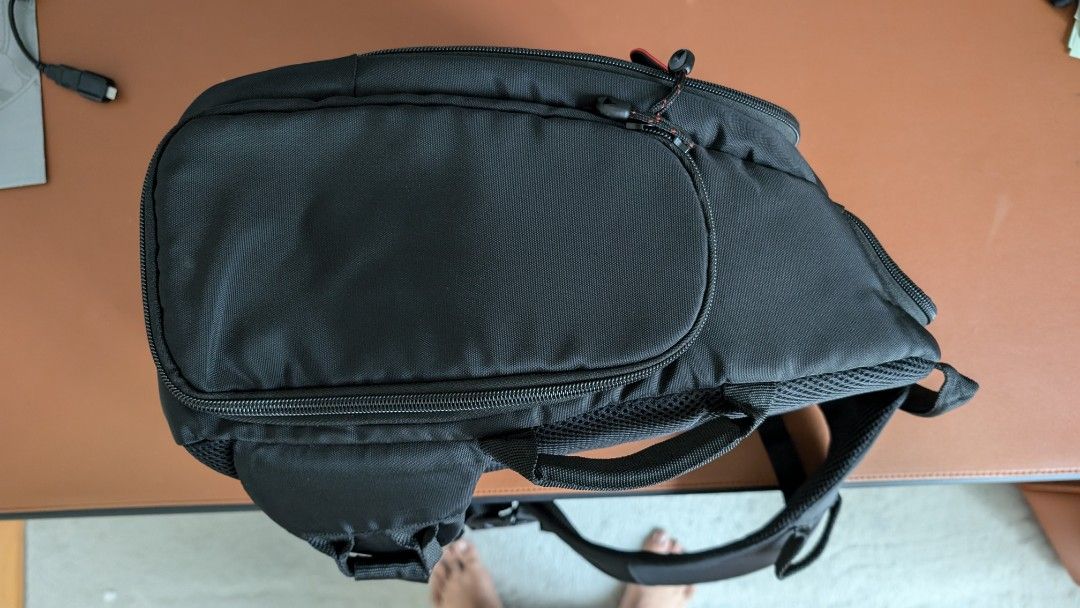 Case Logic SLR camera sling bag