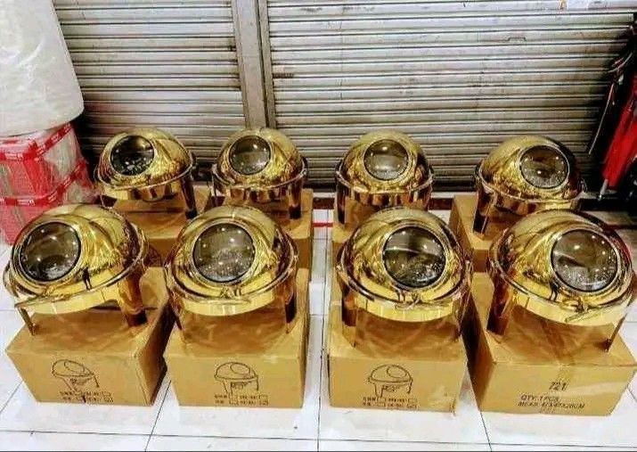 Chaffing dish gold (Category: Dinnerware & Cutlery) located in Manila. Submitted by pjaneadria09116 (Listing ID 1321495844, Image 3). Description: Chaffing dish gold BRANDNEW ❗ ❗ WE DO SHIPPING NATIONWIDE ✅ SHIPPING CHARGES ❤️ ❤️ SAME DAY DELIVERY❤️ COD /GCASH AROUND METRO MANILA & NEAR PROVINCES DM 4 INQUIRIES ❤️❤️ 👉SHIPMENT FOR PROVINCES🥰 👉PAYMENT FIRST POLICY ❤️🥰.