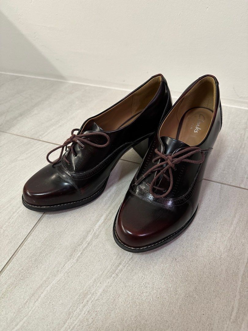 Clarks burgundy leather heels