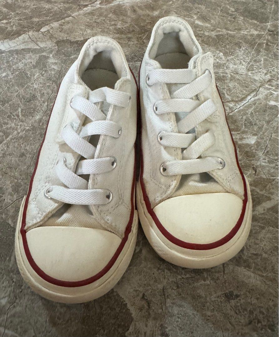 Converse Chuck Taylor Kids Size 9 Babies Kids Babies Kids Fashion on Carousell