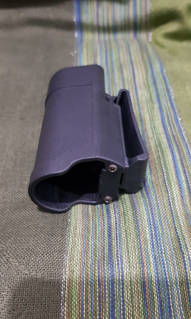 CQC Surefire flashlight holster (Category: Hiking & Camping) located in Manila. Submitted by blackwaterph (Listing ID 1321601762, Image 2). Description: CQC SUREFIRE FLASLIGHT HOLSTER FOR MORE INFO= 09673078944.