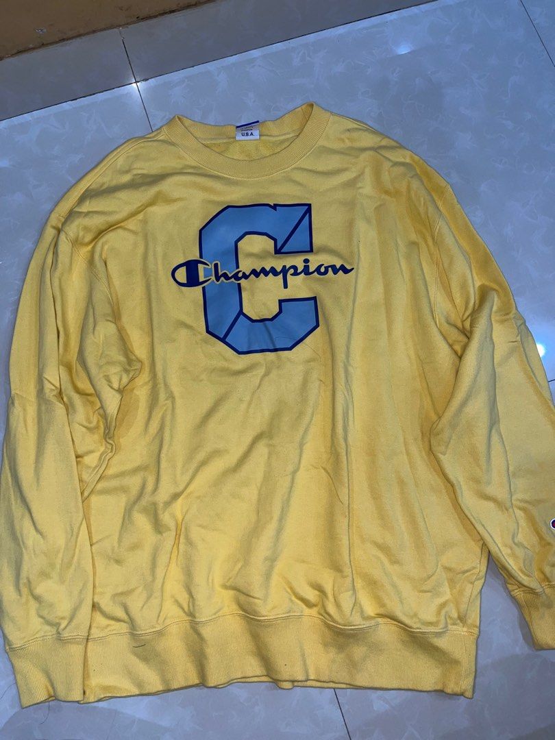 Crewneck Champion Ori Fesyen Wanita Pakaian Wanita Atasan di Carousell