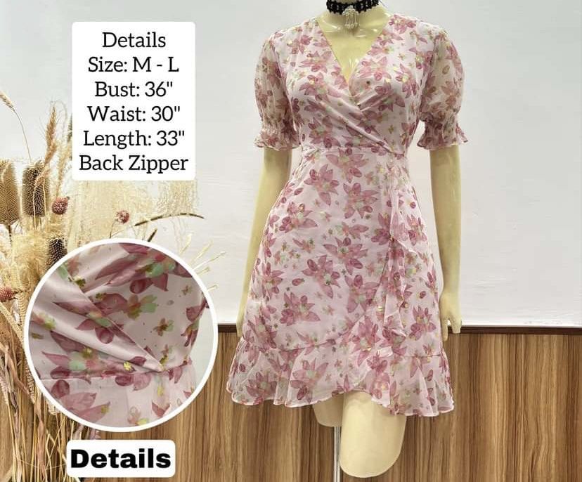Floral Dress (fits M) (Category: Dresses) located in Lipa City. Submitted by sialers (Listing ID 1321546956, Image 1). Description: Model reference - height 5"2 - Medium frame * like new * payment via GCash * ship via J&T .