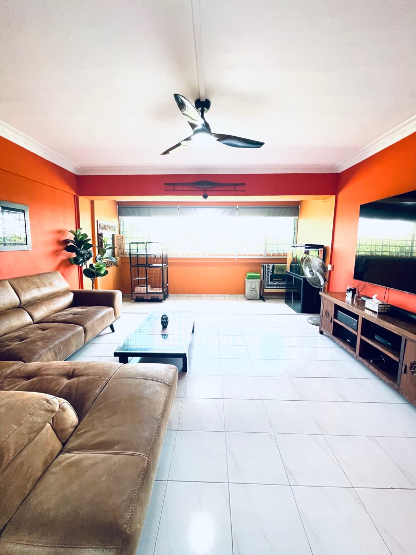 (Category: ) located in . Submitted by sqraudha (Listing ID 1321527299, Image 1). Description: .