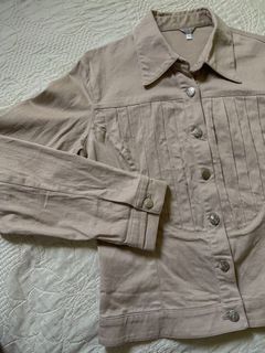 (Category: ) located in . Submitted by bangjeemin (Listing ID 1321228971, Image 1). Description: .
