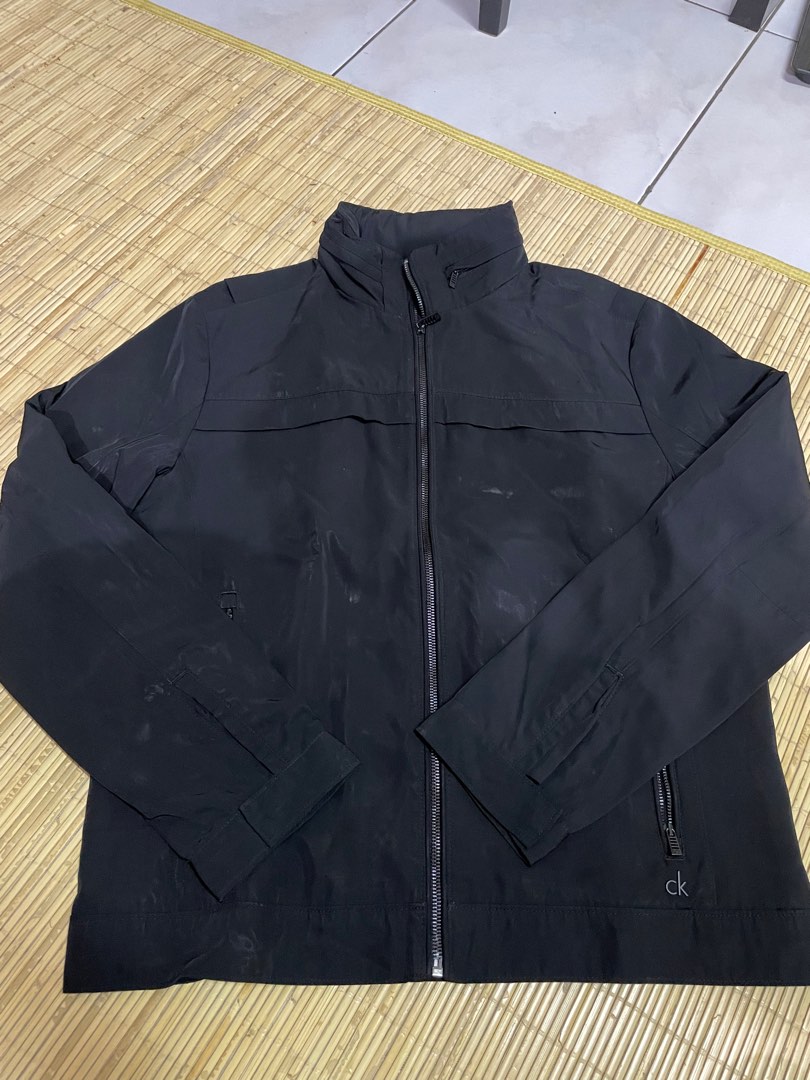 Jaket Calvin Klein ori like new size M, Fesyen Pria, Pakaian