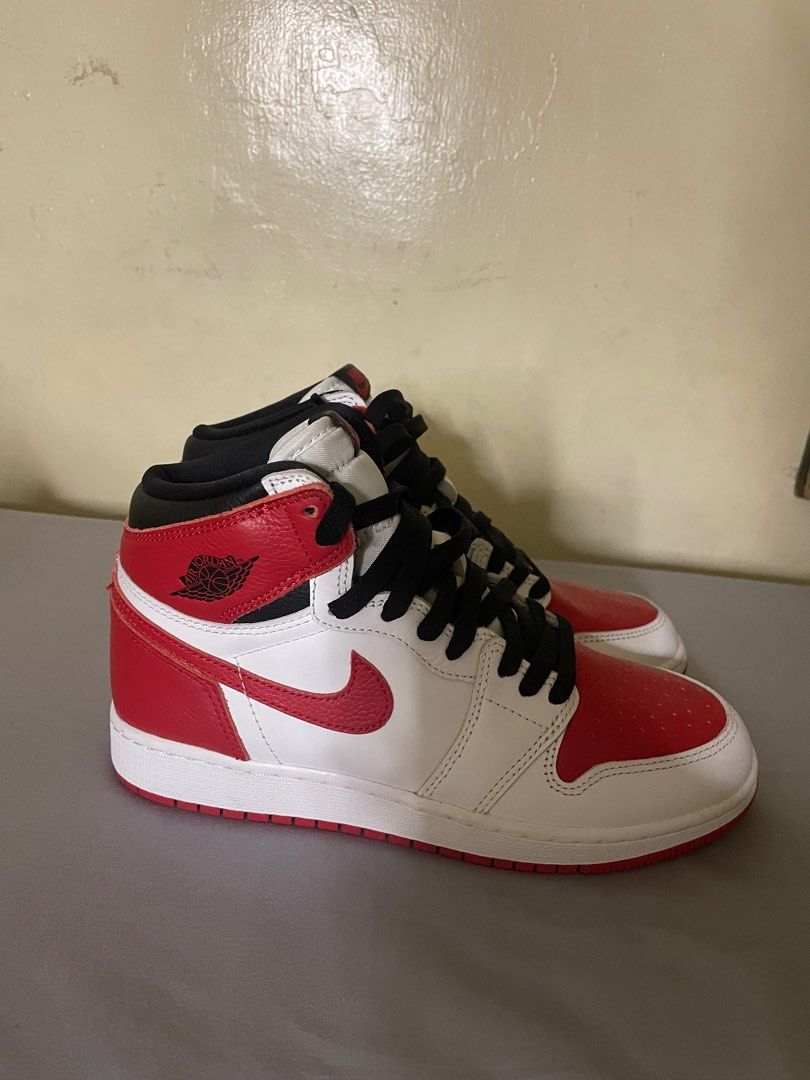Jordan 1 Retro High OG Heritage (Category: Sneakers) located in Malabon City. Submitted by krishaaec (Listing ID 1321629733, Image 2). Description: Jordan 1 High OG Heritage 6Y • natanggal lang yung extra laces sa pagka attach but never used and included pa rin. RFS: was a gift buy niyo na plss :((( .