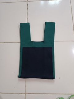 (Kategori: ) berada di . Dikirim oleh fourthchild (ID iklan 1321501512, Gambar 1). Deskripsi: .