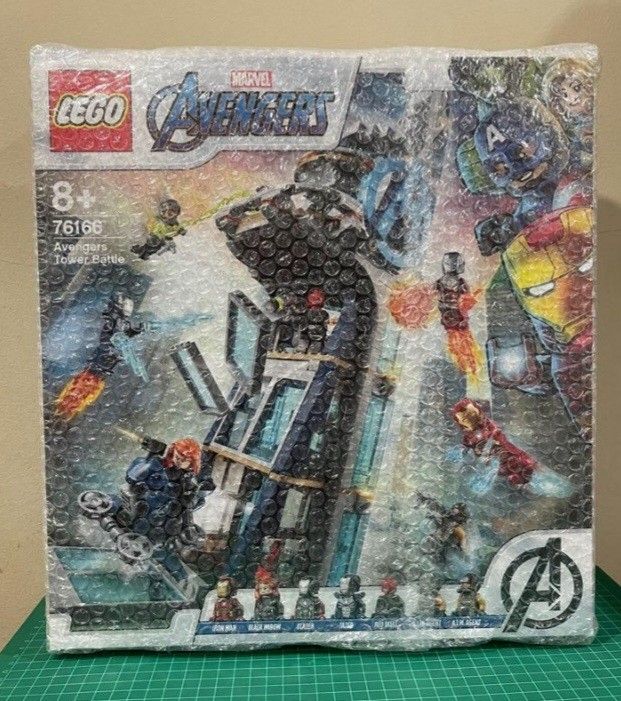 LEGO MARVEL AVENGERS 76166 Avengers Towel Battle. New Hobbies Toys Toys Games on Carousell
