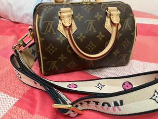 （分類：）位於 。 由 siuyi321 提交（商品編號 1321573739，圖片 1）。簡介： 。