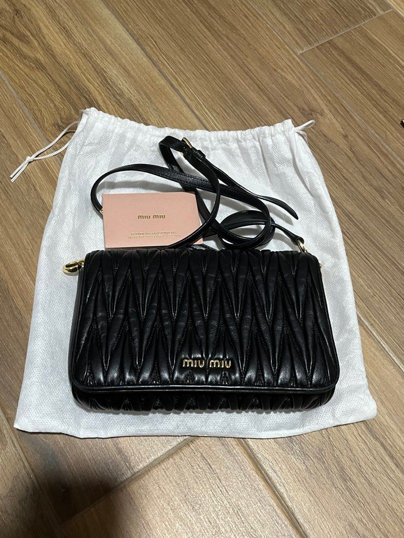 Miu miu matelasse crossbody bag discount