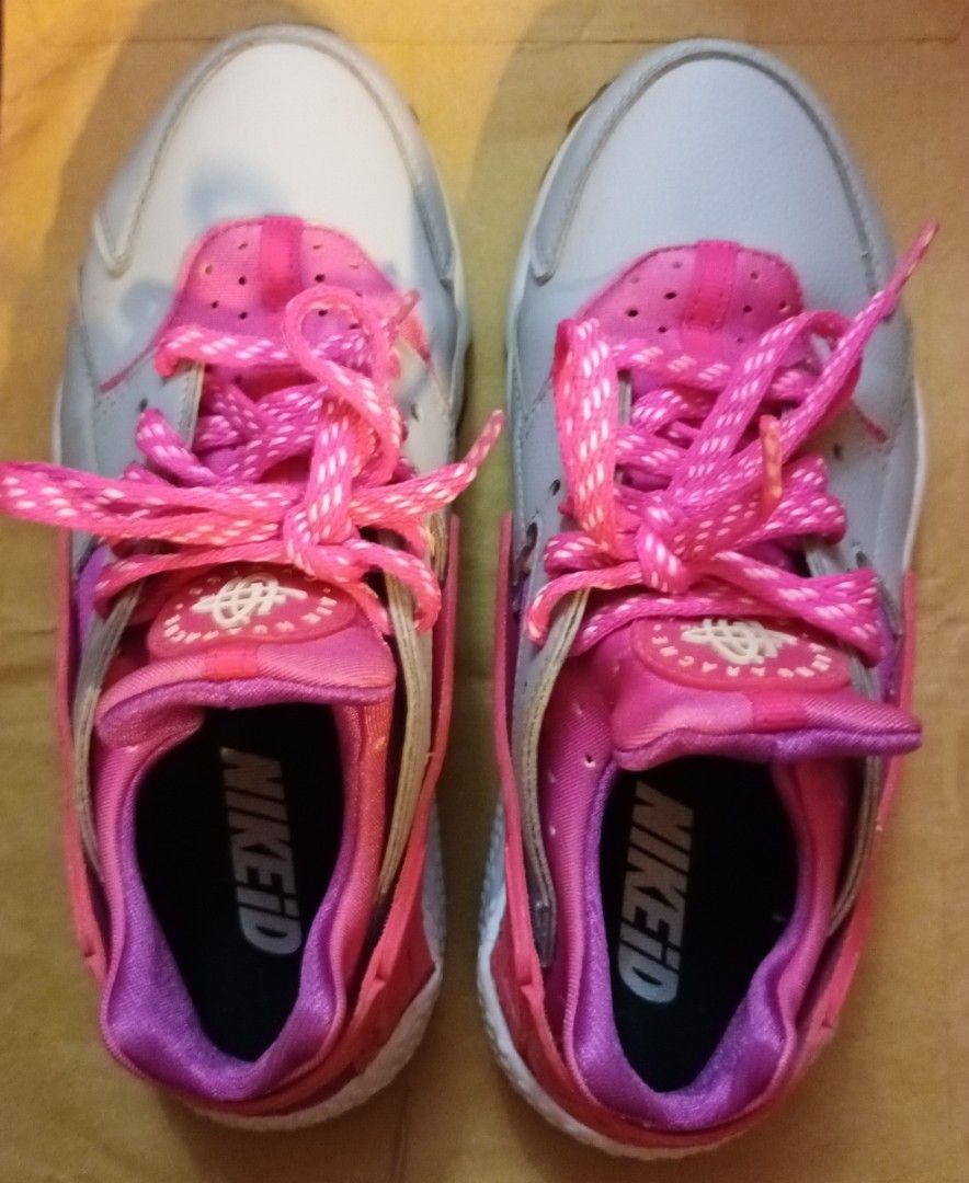 NikeiD Air Huarache by Nike 32 33 34 Carousell