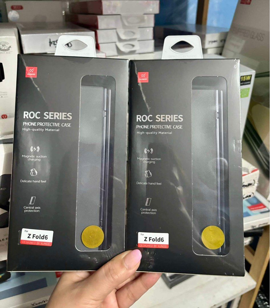 ROC CASES for Fold 6,5&4 (Category: Cases & Sleeves) located in Makati City. Submitted by marizacost86218 (Listing ID 1321483011, Image 2). Description: ￼ORIGINAL XUNDD ROC SERIES LEATHER SHOCKPROOF CASE FOR SAMSUNG Z FOLD 6 Z FOLD 5 Z FOLD 4 Original high quality material Magnetic suction charging / Magsafe case Delicatie hand feel Central axis protection 👉Brand new / good quality 👉With replace waranty / Deliver within a day MODE OF PAYMENT: ❗