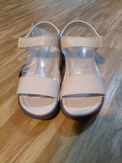 (Category: ) located in . Submitted by francesca20292 (Listing ID 1321603895, Image 1). Description: .