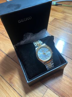 (Category: ) located in . Submitted by FunFashion (Listing ID 1321533994, Image 1). Description: .
