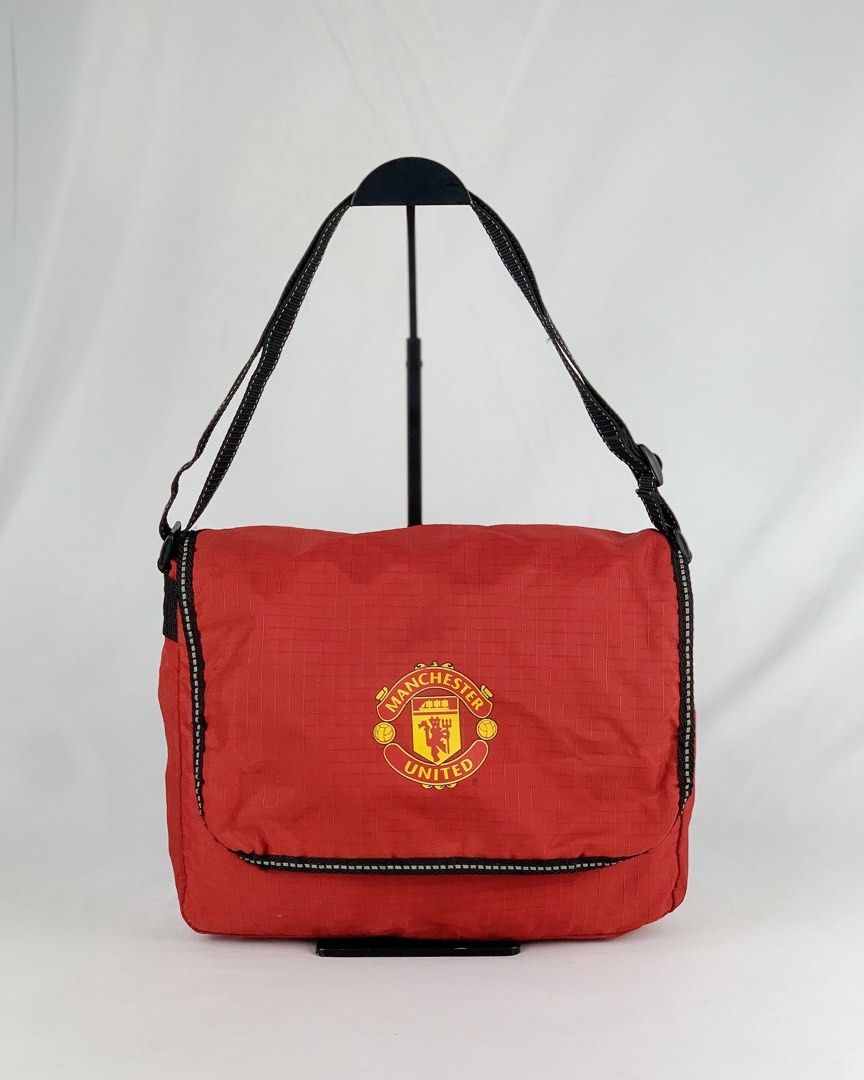 Sling bag Manchester United - Main Image