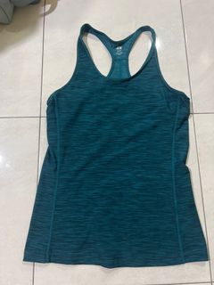 (Category: ) located in . Submitted by clearmywardrobe2 (Listing ID 1321597290, Image 1). Description: .
