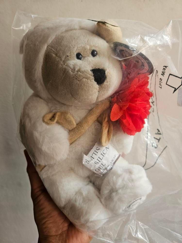 Starbucks Bearista bears (Category: Plushies & Soft Toys) located in Cabuyao City. Submitted by lanie3091 (Listing ID 1321502250, Image 2). Description: For sale. Starbucks bearista bears NOTE: with musty smell due to storage Mrs Santa, w/ tag - 900 CNY Ox, sealed, w/ tag - 950 Holiday 2019, no hang tag - 700 each CNY rat, w/ tag - 750 PH barong, w/ peeled-off shoes - 750 shipping fee c/o buyer MOP: BDO, Gcash or Maya.