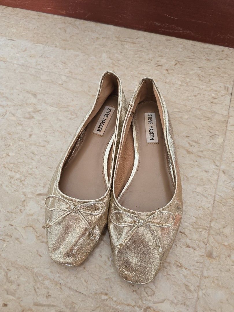 Steve madden flats in gold Women s Fashion Footwear Flats on Carousell