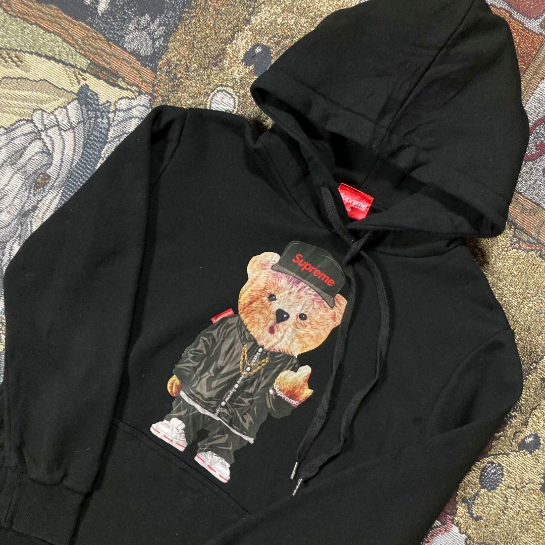 Supreme middle finger bear hoodie jacket Men s Fashion Coats Jackets and Outerwear on Carousell