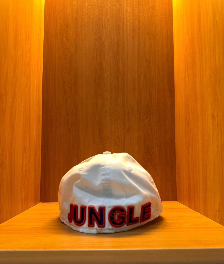 Topi kenzo x h&m balenciaga vetements, Fesyen Pria, Aksesoris