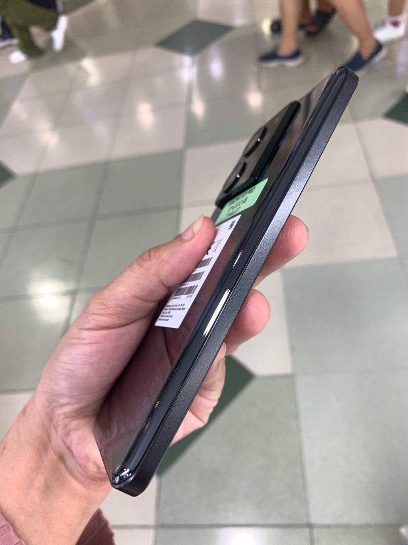 Xiaomi 13T Pro (12/512gb) (Category: Xiaomi) located in Manila. Submitted by arzillah (Listing ID 1321580700, Image 2). Description: Xiaomi 13T Pro 512gb Rom 12 + 6gb Ram Factory unlock Local variant Slightly use Super kinis All working Open for COD/COP + SF Manila area (sameday delivery) Province area (via LBC) required DP to avoid cancellations Physical store: Greenhills Shopping Center, 2ndfloor Contact#: 09482217224 Page: Arzillah Gadgets Sho