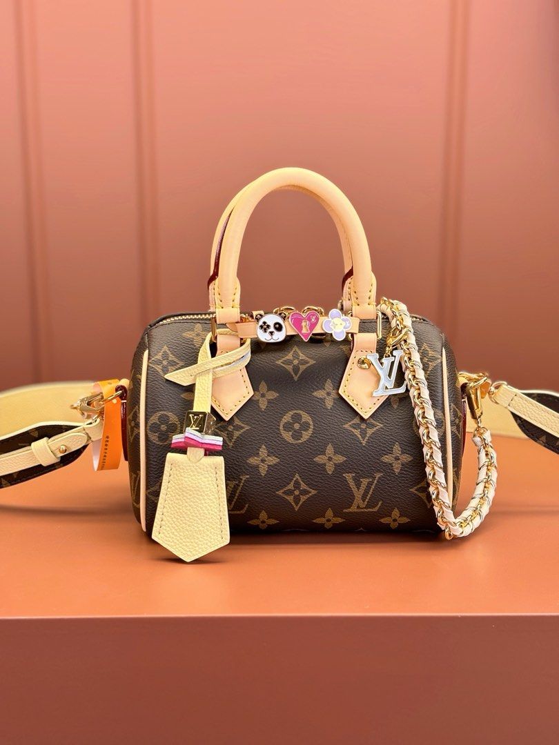 L.V Speedy Bandouliere 18