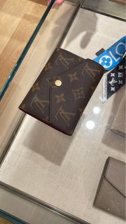 （分類：）位於 。 由 KSboutique 提交（商品編號 1225304295，圖片 1）。簡介： 。