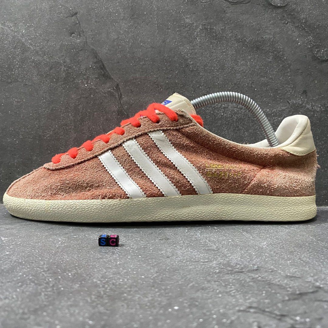 Adidas Gazelle og B2081 Fesyen Pria Sepatu Sneakers di Carousell