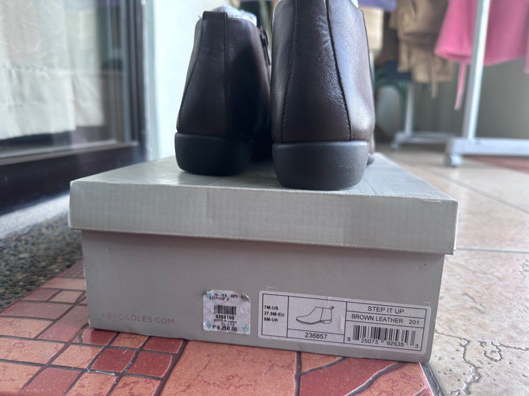 Aerosoles Womens Leather Boots (Category: Boots) located in Pasig City. Submitted by kingmpreloved (Listing ID 1321691473, Image 3). Description: Selling Aerosoles Womens Leather Boots Size EU 37.5/US 7 With box Brand new / Unused.