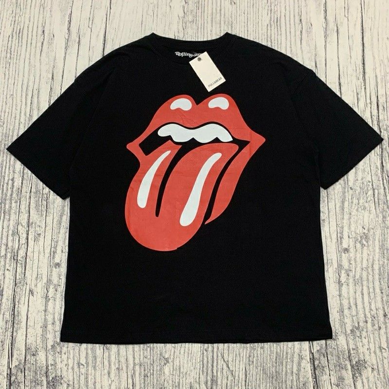 Baju Kaos PULL&BEAR Oversize/T-Shirt Vintage Rolling Stones Hitam