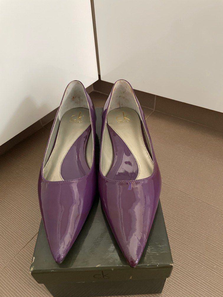 Calvin klein women's flats store