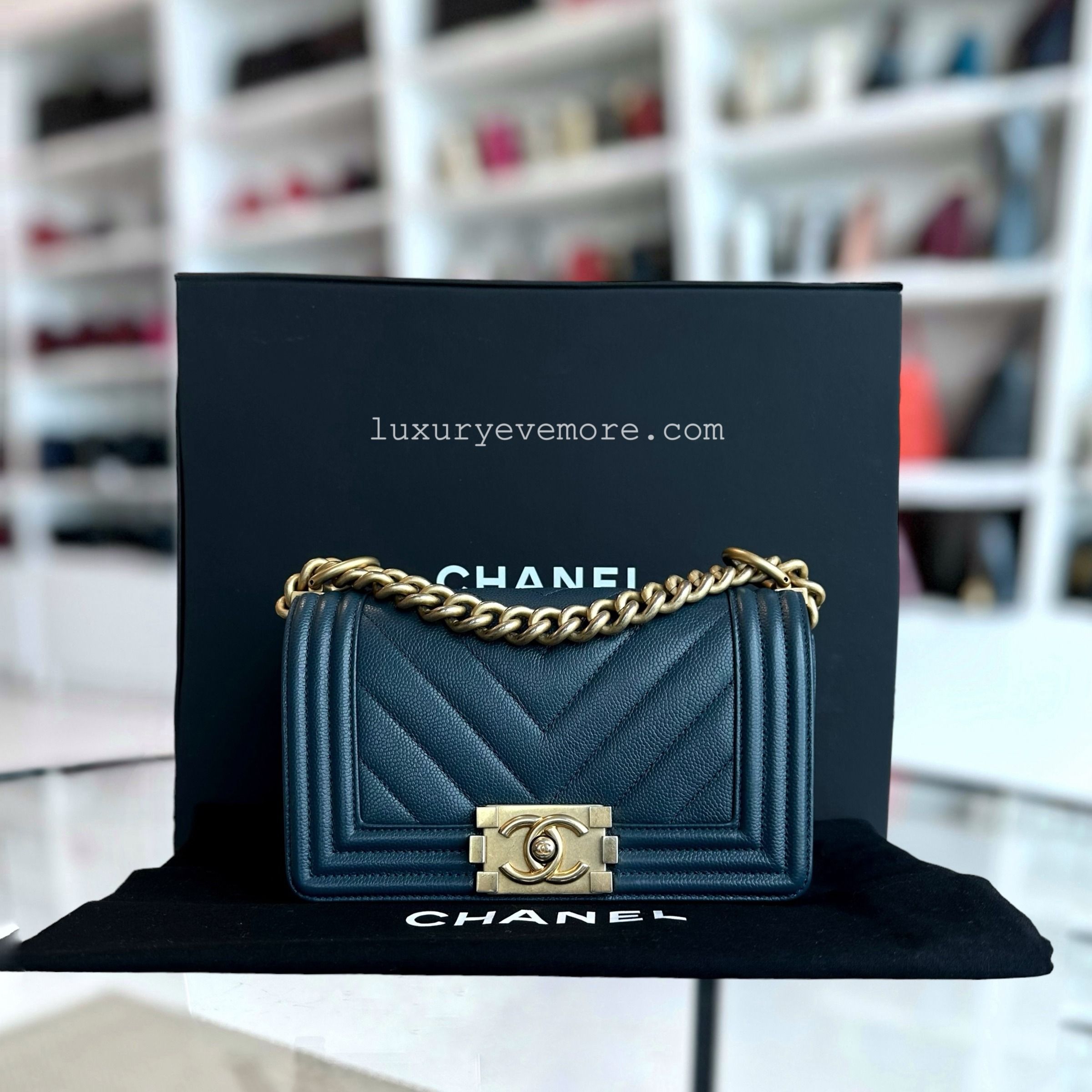 Chanel le boy chevron on sale